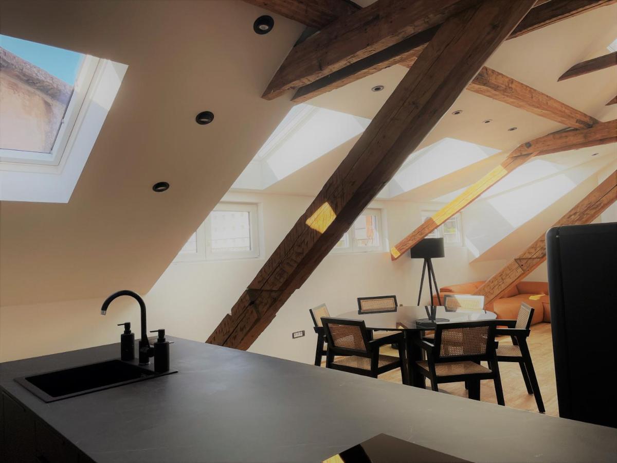 Split Rooftop Loft Exterior foto