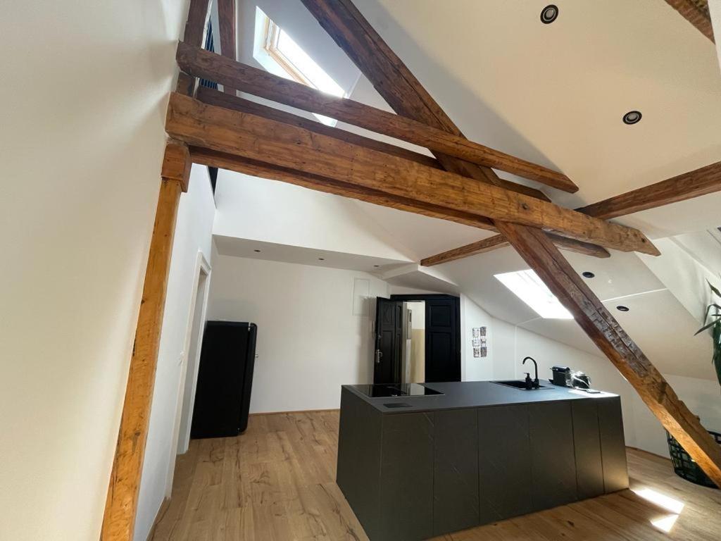 Split Rooftop Loft Exterior foto